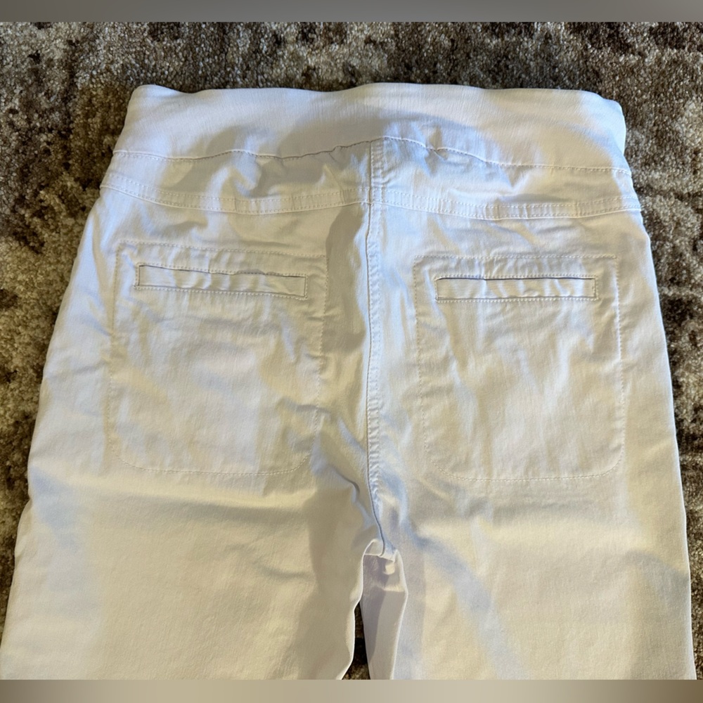 Slim-Sation White Capri Pants - Size 2 - Picture 4 of 7